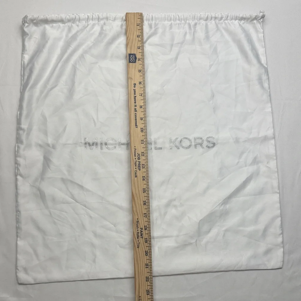 Michael Kors White Satin dust Bag drawstring travel and storage with FLAWS READ - Picture 5 of 6